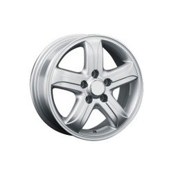 Replay HND19 6x15/4x114,3 ET46 DIA67,1