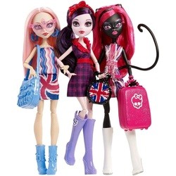 Monster High Ghoulebrities in Londoom CGF51