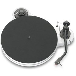 Pro-Ject RPM 1.3 Genie/OM5e