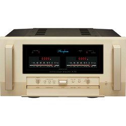 Accuphase A-70