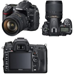 Nikon D7000 kit 18-200