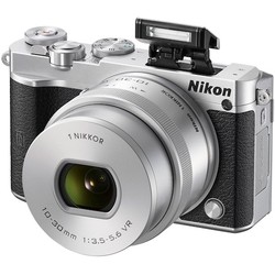 Nikon 1 J5 Kit 10-30 + 30-110