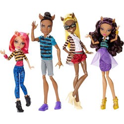 Monster High Wolf Family CBX41