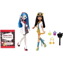 Monster High Cleo de Nile and Ghoulia Yelps BBC81