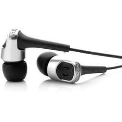 AKG K370
