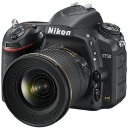 Nikon D800 kit 18-105