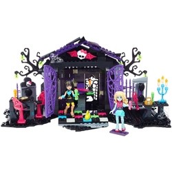 MEGA Bloks Graveyard Garden Party CNF83