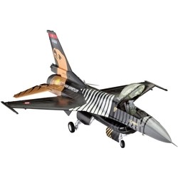 Revell Lockheed Martin F-16C Solo Turk (1:72)