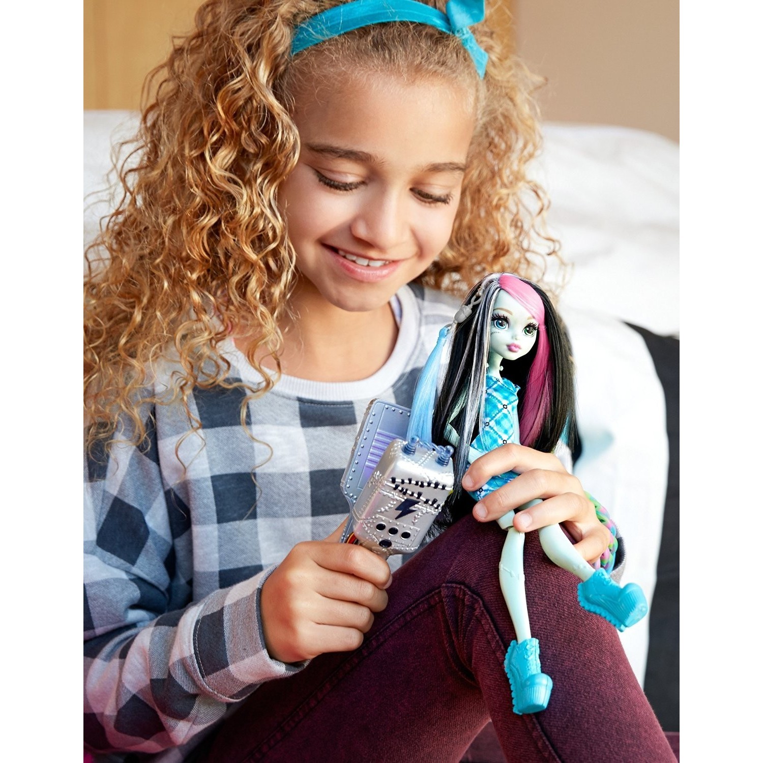 Monster High Voltageous Hair Frankie Stein FDT57