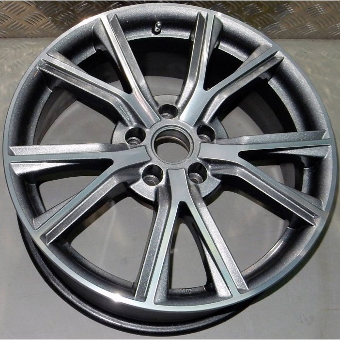 X`trike X-122 (7,5x18/5x114,3 ET40 DIA66,1)