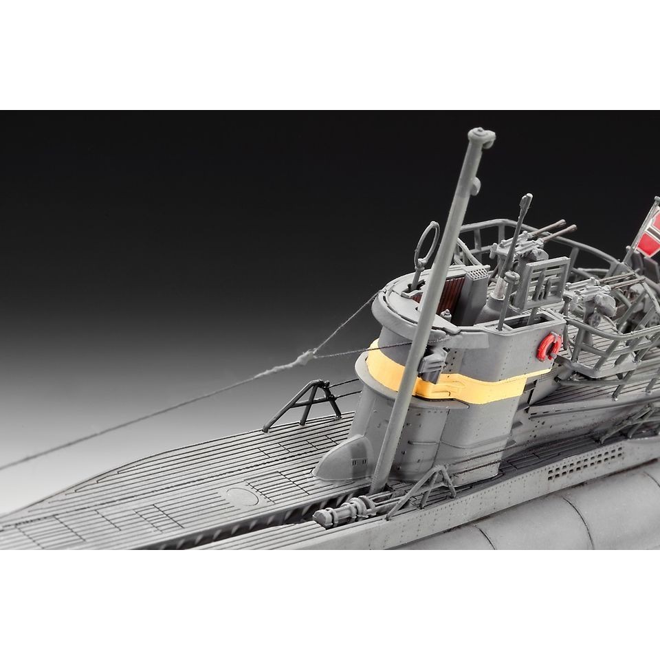 Revell Deutsches U-Boot Type VII C/41 Atlantic Version (1:144)