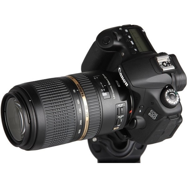 Tamron 70-300mm F/4.0-5.6 Di VC USD